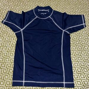 EUC Lands End navy short sleeve rash guard